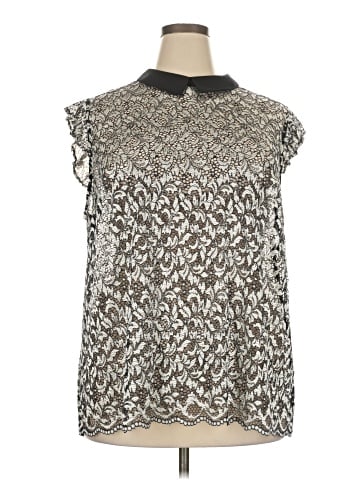14th & Union Sleeveless Blouse (view 1)