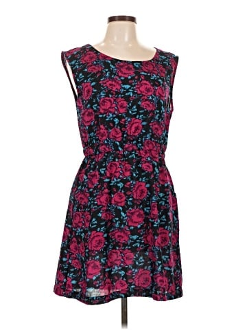 Forever 21 Casual Dress (view 1)
