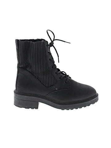Amazon Essentials Ankle Boots (view 1)