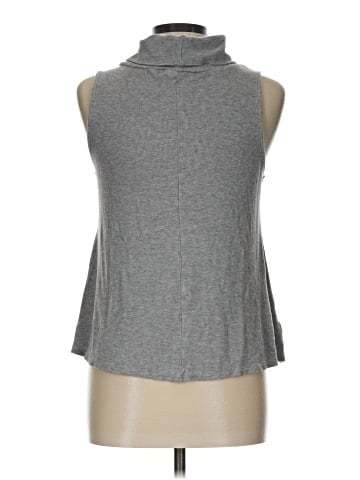 BB Dakota Sleeveless Top (view 2)