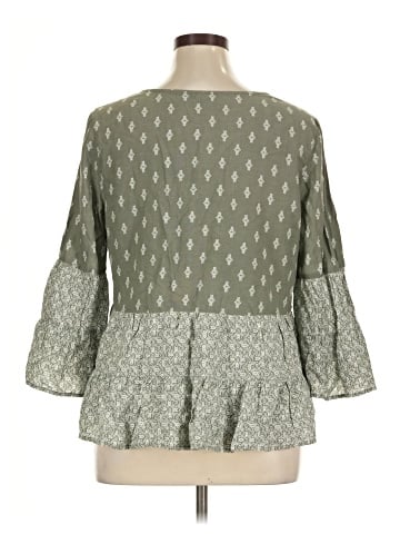 Mudd 3/4 Sleeve Blouse (view 2)