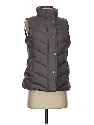 Gap Outlet Vest (view 1)