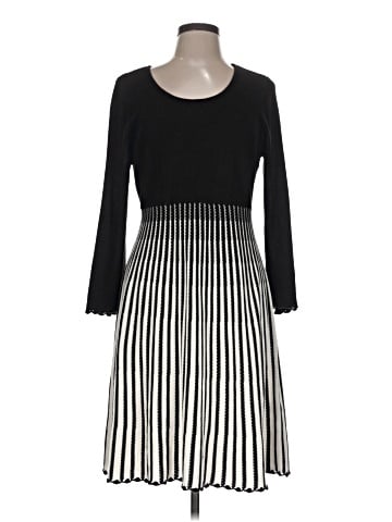 Roz & Ali Casual Dress (view 1)