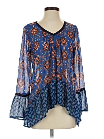 Red Camel 3/4 Sleeve Blouse (view 1)