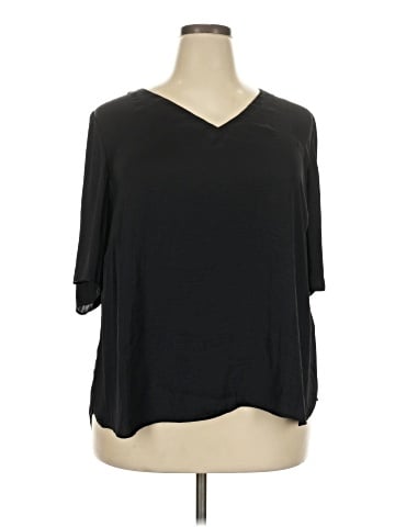 Kaari Blue 3/4 Sleeve T-Shirt (view 1)