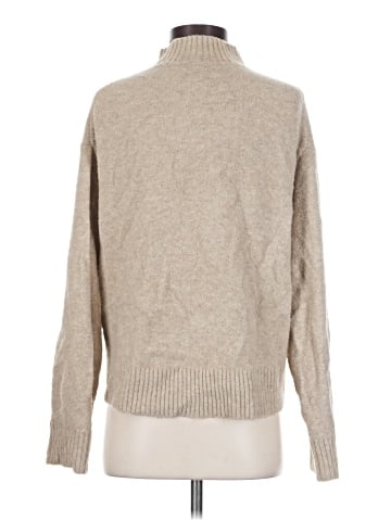 Uniqlo Turtleneck Sweater (view 2)