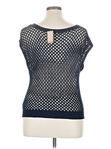 Arizona Jean Company Sleeveless T-Shirt (view 2)
