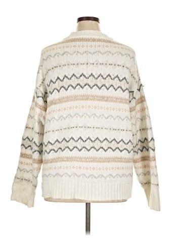 American Eagle Outfitters Pullover Sweater (view 2)