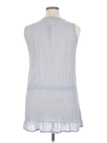 Zara Basic Sleeveless Button-Down Shirt (view 2)