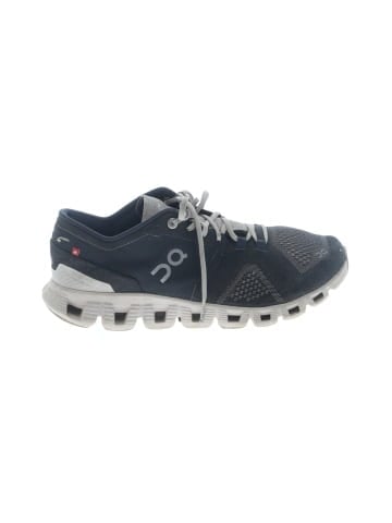 On Cloud Sneakers (view 1)