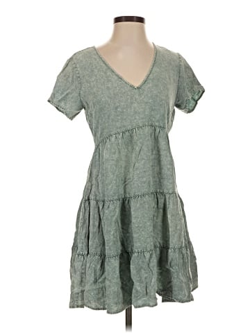 Le Lis Casual Dress (view 1)