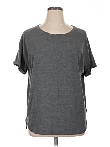 Amazon Essentials Short Sleeve T-Shirt (view 1)