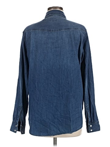 Universal Thread Long Sleeve Button-Down Shirt (view 2)