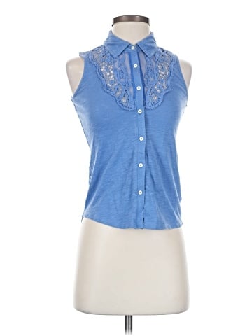 Aeropostale Sleeveless Button-Down Shirt (view 1)