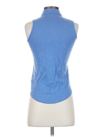 Aeropostale Sleeveless Button-Down Shirt (view 2)