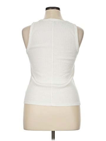 Universal Thread Tank Top (view 2)