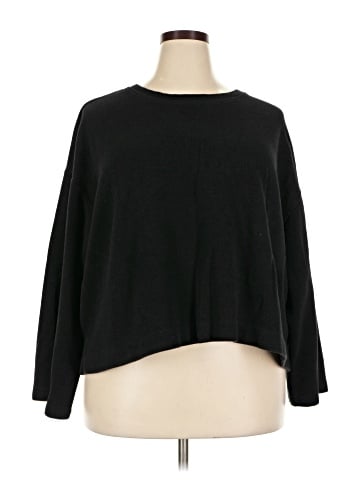 Old Navy Pullover Sweater (view 1)