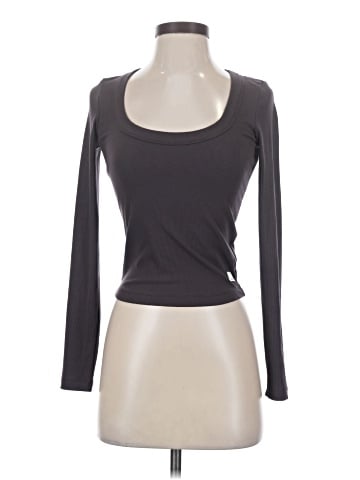 Vuori Long Sleeve Top (view 1)