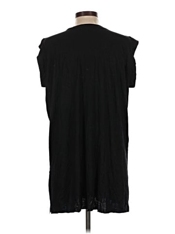 Jennifer & Grace Sleeveless T-Shirt (view 2)