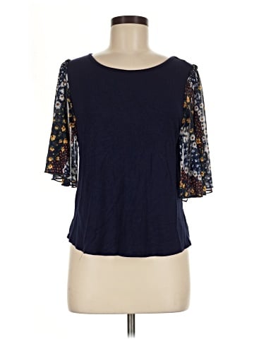 Cha Cha Vente Short Sleeve Top (view 1)