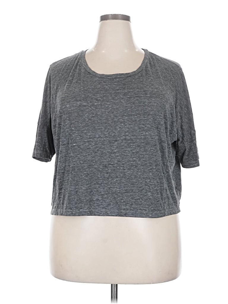 Pre-owned Forever 21 Short Sleeve T-shirt In Gray