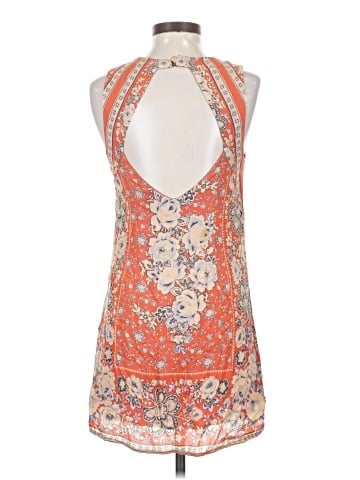 Ecote Sleeveless Blouse (view 2)