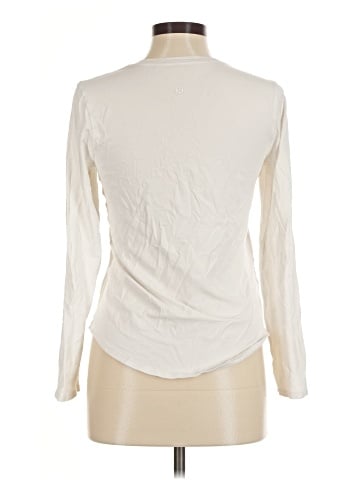 Lululemon Athletica Long Sleeve T-Shirt (view 2)