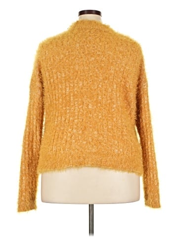 Candie's Pullover Sweater (view 2)