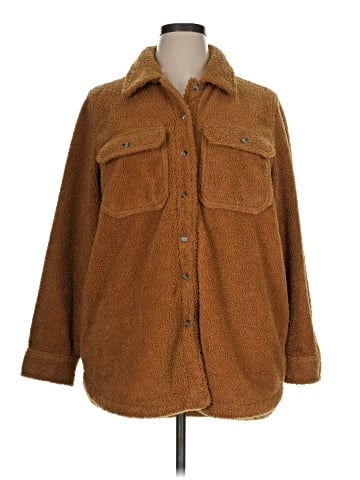 Universal Thread Fleece (view 1)