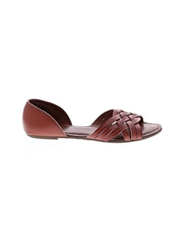 Universal Thread Sandals (view 1)