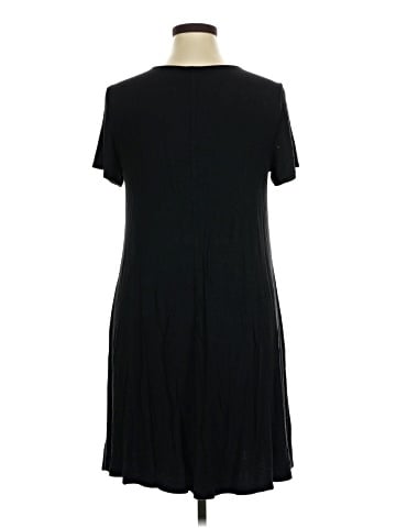 Old Navy Casual Dress (view 2)