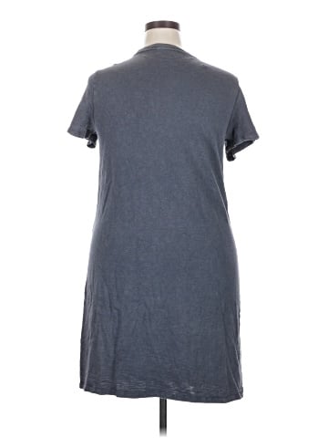 Universal Thread Short Sleeve T-Shirt (view 2)