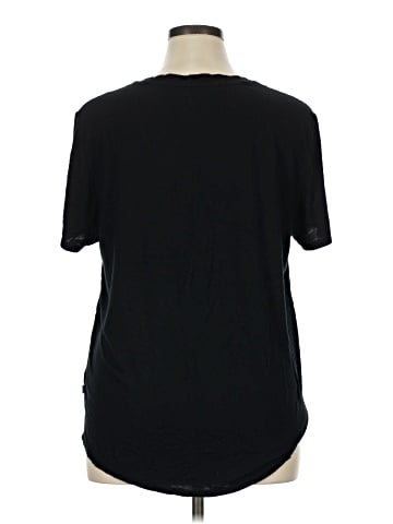 Gap Short Sleeve T-Shirt (view 2)
