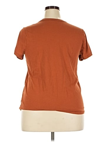 Universal Thread Short Sleeve T-Shirt (view 2)