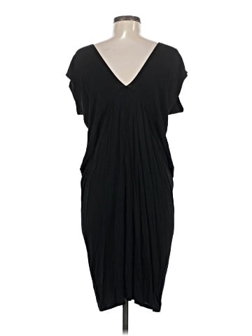 Velvet Cocktail Dress (view 2)