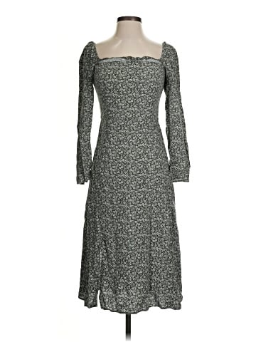 Francesca's Casual Dress (view 1)