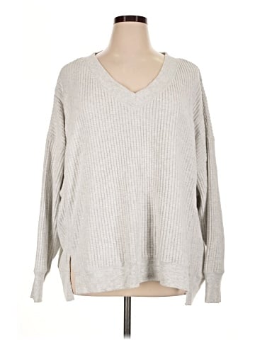 American Eagle Outfitters Pullover Sweater (view 1)