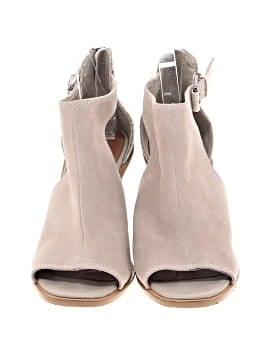 Donald J Pliner Heels (view 2)