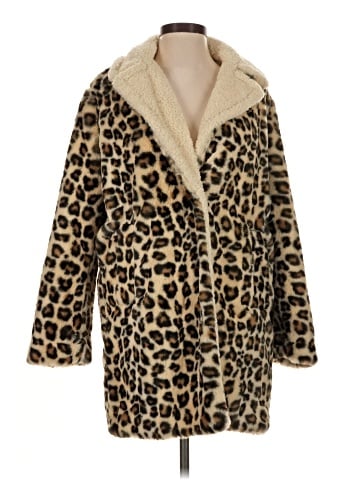 Gap Coat (view 1)