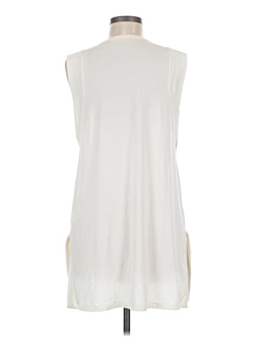 Active by Old Navy Sleeveless Blouse (view 2)