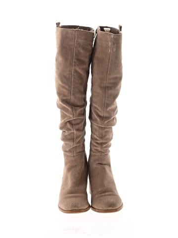 Levity Boots (view 2)
