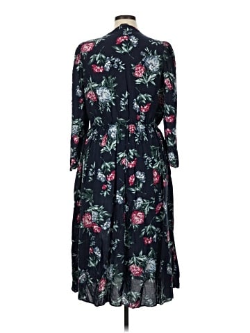 Banana Republic Factory Store Casual Dress (view 2)