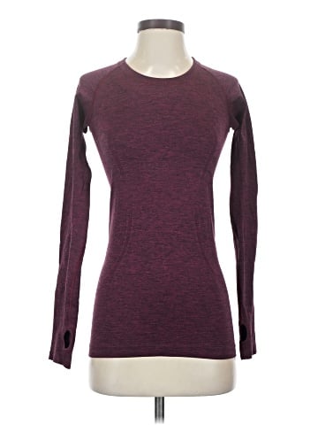 Lululemon Athletica Long Sleeve T-Shirt (view 1)