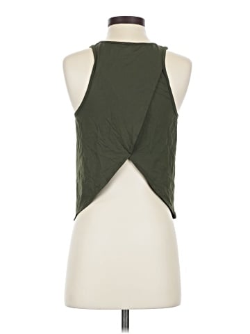 Hylete Sleeveless Blouse (view 2)