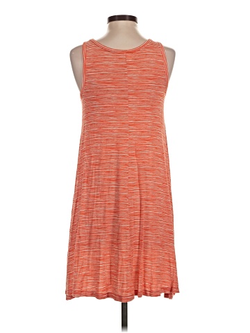 Old Navy Casual Dress (view 2)