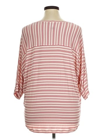 CAbi 3/4 Sleeve Top (view 2)