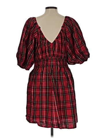 Old Navy Casual Dress (view 2)