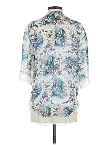 Wild Pearl Kimono (view 2)