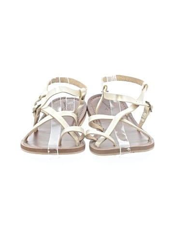 Universal Thread Sandals (view 2)
