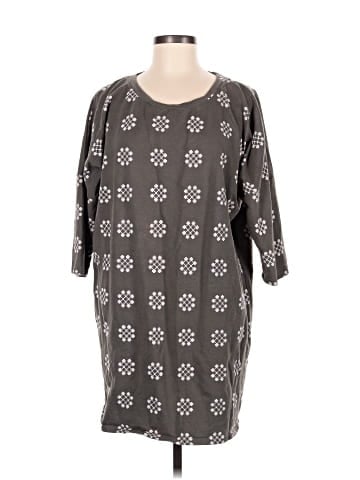 Rylee + Cru 3/4 Sleeve T-Shirt (view 1)